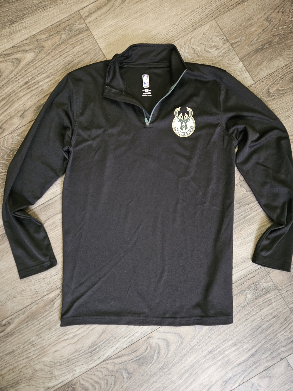 Milwaukee Bucks Quarter-Zip Pullover - Picture 1 of 3